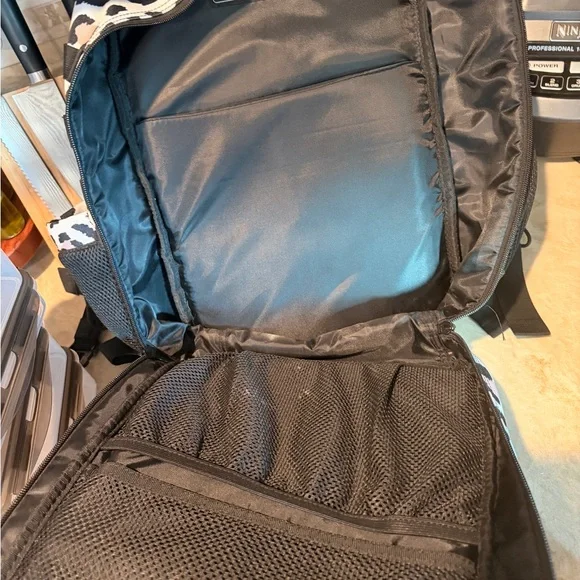 Wolfpak Leopard Print Tactical Meal Prep Backpack - Picture 5 of 7